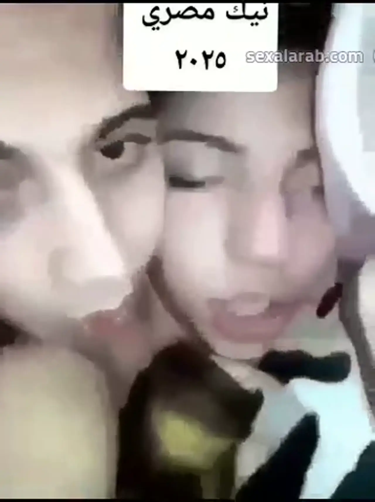 حموت و هايجة - مراهقة مصرية شرموطة هايجة تتناك بكلام ساخن وتطلب زبه في كسها نظرة تخليك تبتسم 10