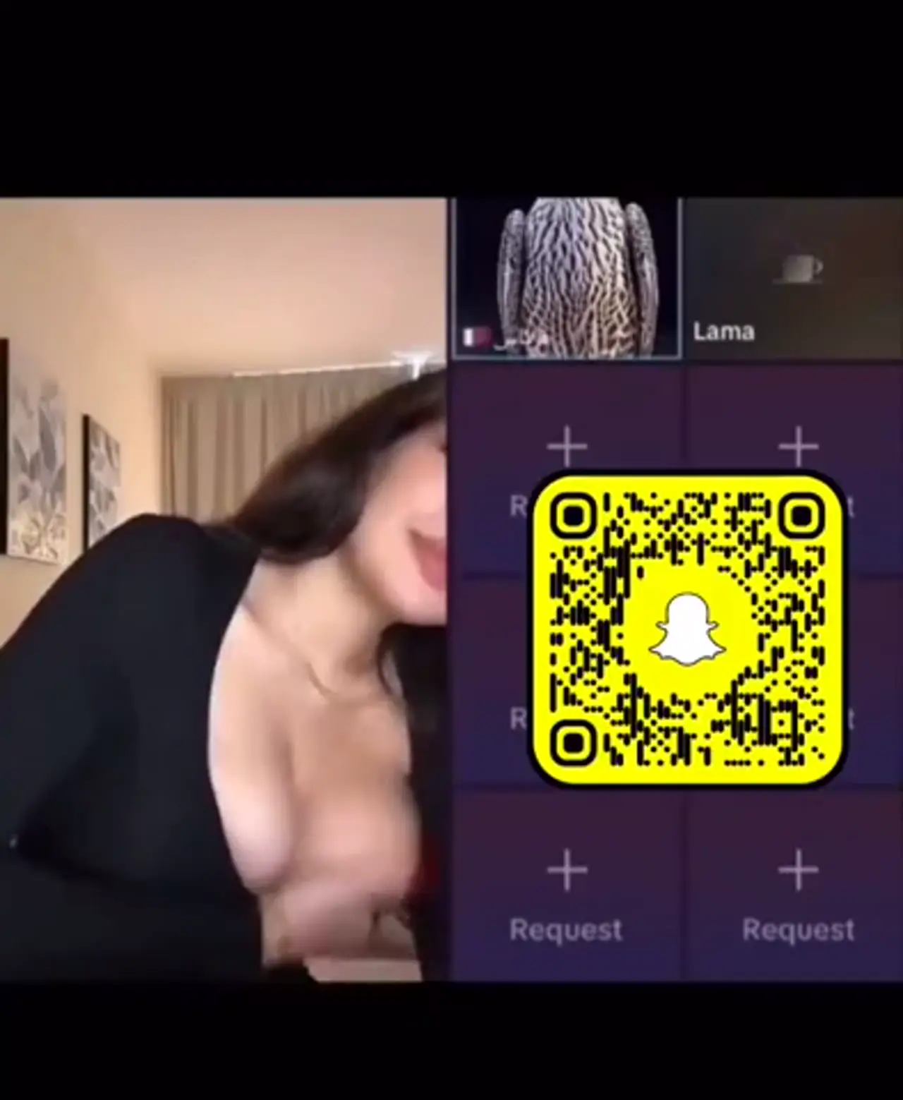 هبة عبد الرحمن تلعب بصدرها لايف مشهد مثير جدا - نودز سعودي - بزازها الكبيرة بتترج قدام الكاميرا صورة بجودة احترافية 5