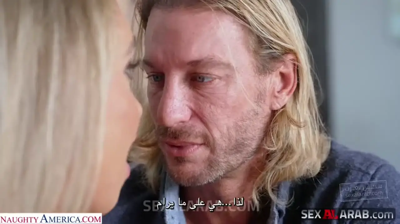 سكس مترجم | زوجتي ستحبكِ | جارتي الشرموطة تفتح كسها وطيزها لي بعد ما أنقذتها من الباب المغلق لقطة استثنائية نادرة 8