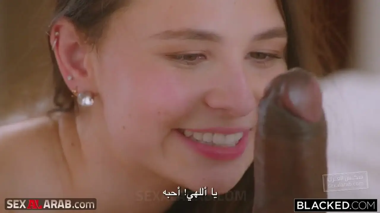 سكس مترجم | زميلة عمل شرموطة تتجسس على هاتف زميلها وتقرر تكون حبيبته وتاخد زبه في المكتب مشهد مميز حصري 10