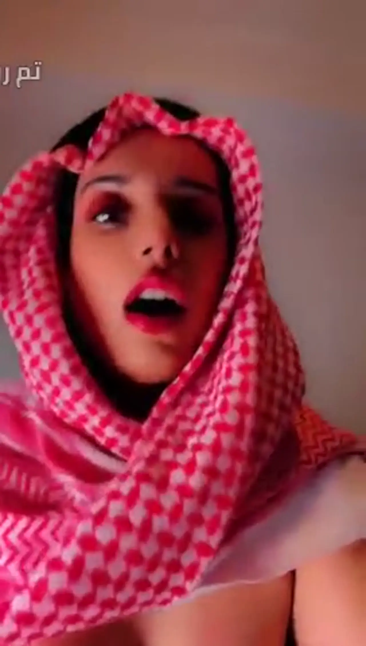 نودز خليجية بالشماغ الأحمر الساخن - ها حبيبي يا روحي مكتبة صور سكس كبيرة 3