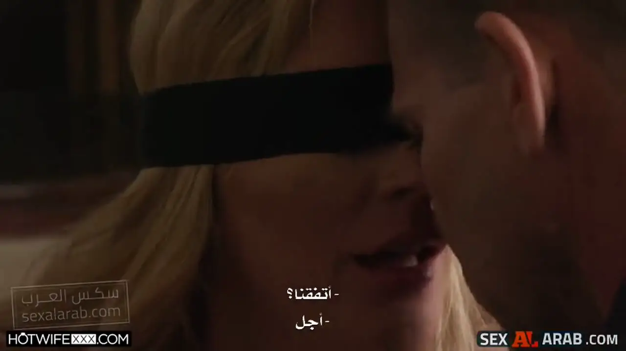 لعبة ألدياثة - الزوجة بتنيك من الصديق قدام زوجها كار خاص داخل الفيديو 7