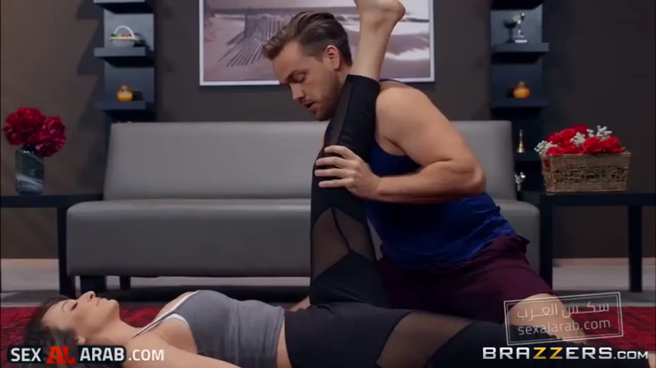 شافيني وعافيني - سكسي مترجم - ليكسي لونا تتناك مع معالجها الجديد لقطة مقربة عالية الجودة 4