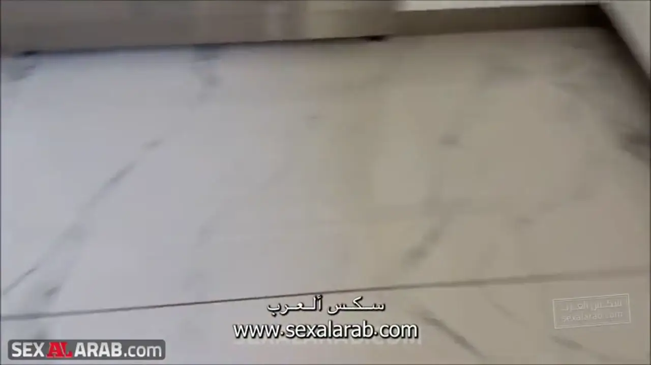 أغراء من أمي - أمي بتكشف جسمها لابنها المتبني وتاخد زبه | سكس مترجم مشهد بتفاصيل دقيقة 5